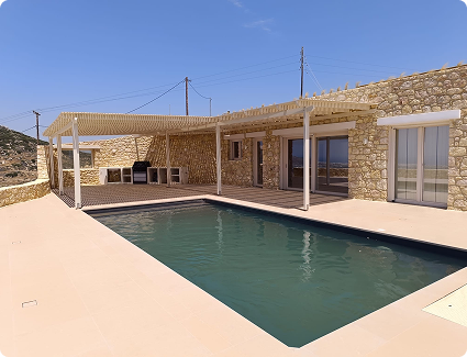 Photo de la villa vue de l'extérieur (piscine)